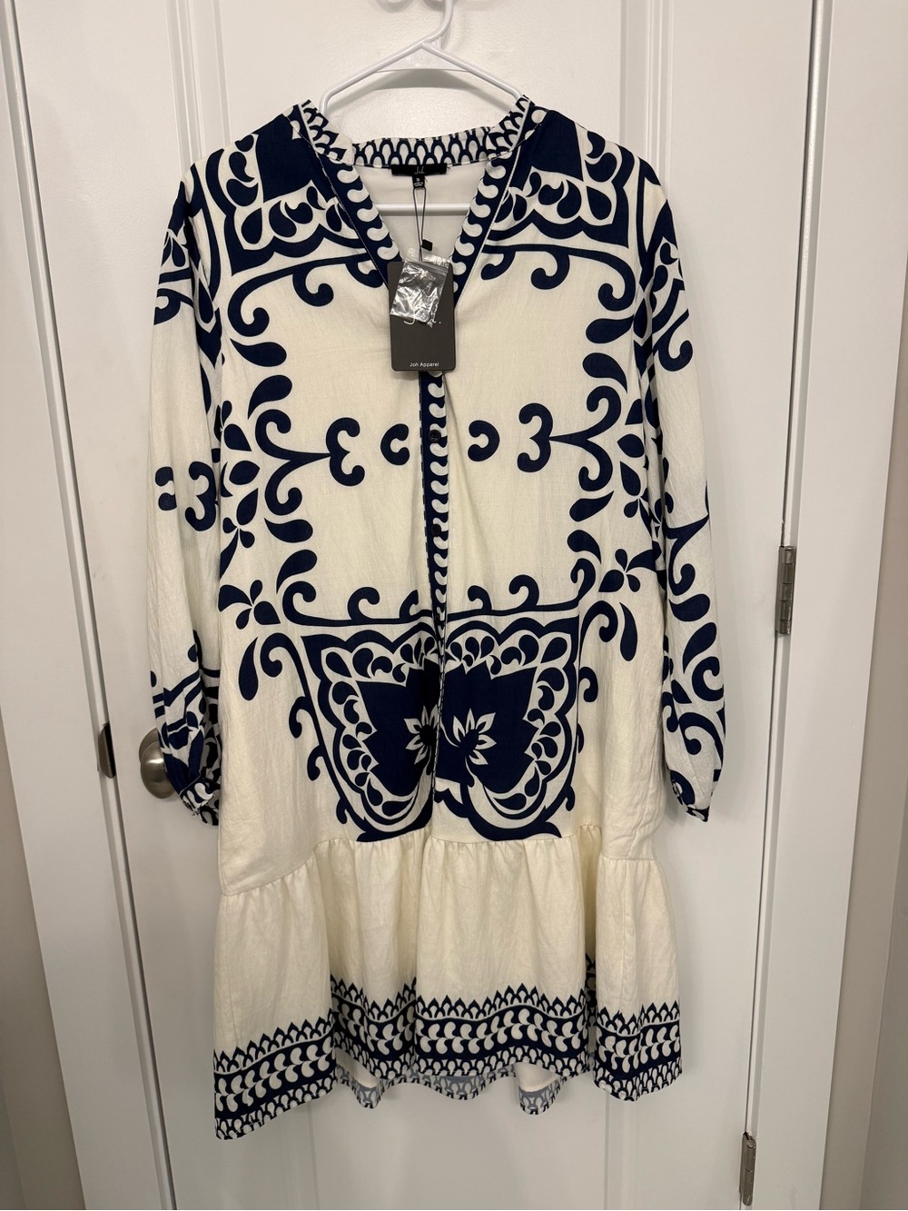 Oh Navy and White Long-Sleeve Tile-Print Tunic Dress